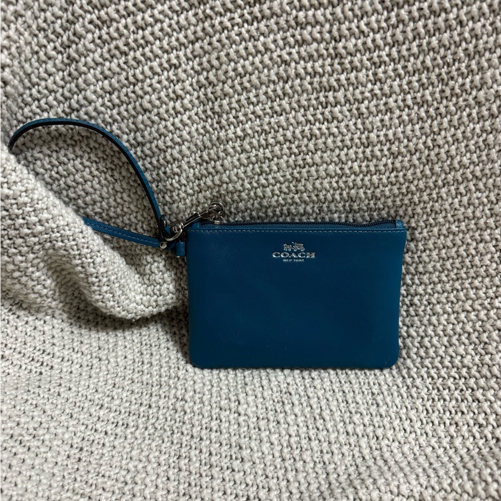 COACH DARCY LEATHER SMALL WRISTLET,‎ TEAL BLUE